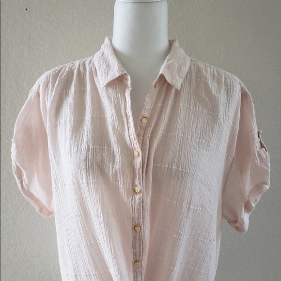 Anthro Isabella Sinclair button up top size Medium - Picture 2 of 9